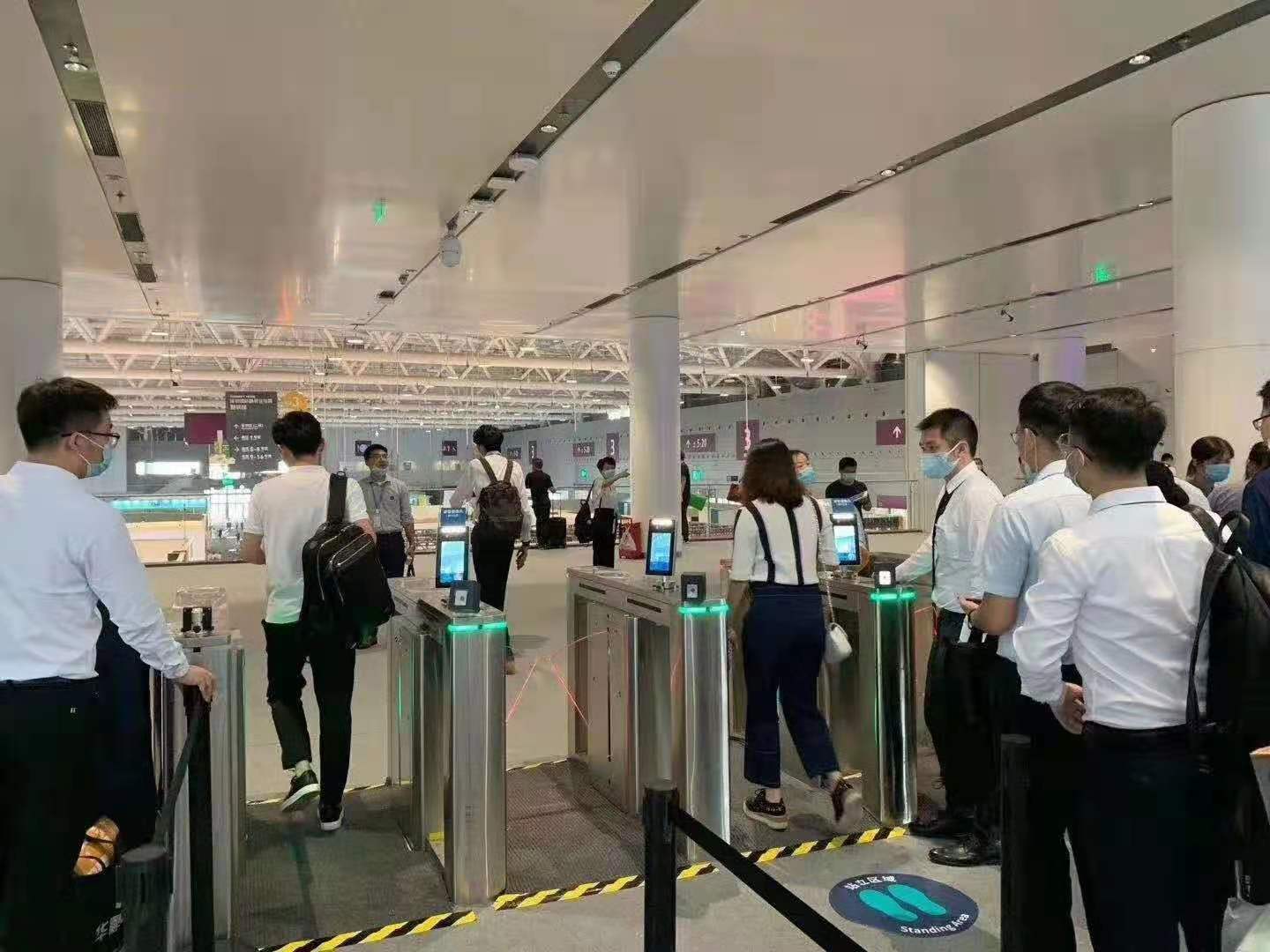 寫字樓人臉識別通道管理系統